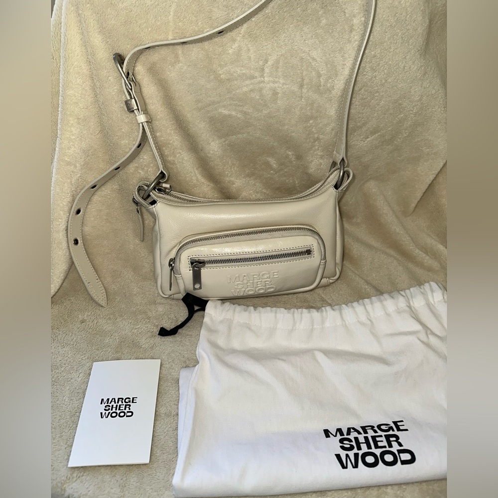 MARGESHERWOOD Outpocket Hobo Mini bag in cream glossy leather - Picture 8 of 10
